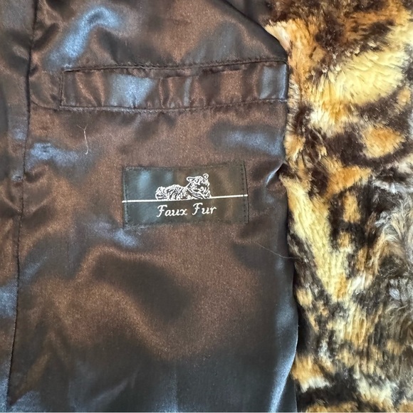 Adrienne Landau Leopard Faux Fur Long Hooded Vest w/ Quilted Leather Sides Med - Picture 8 of 14
